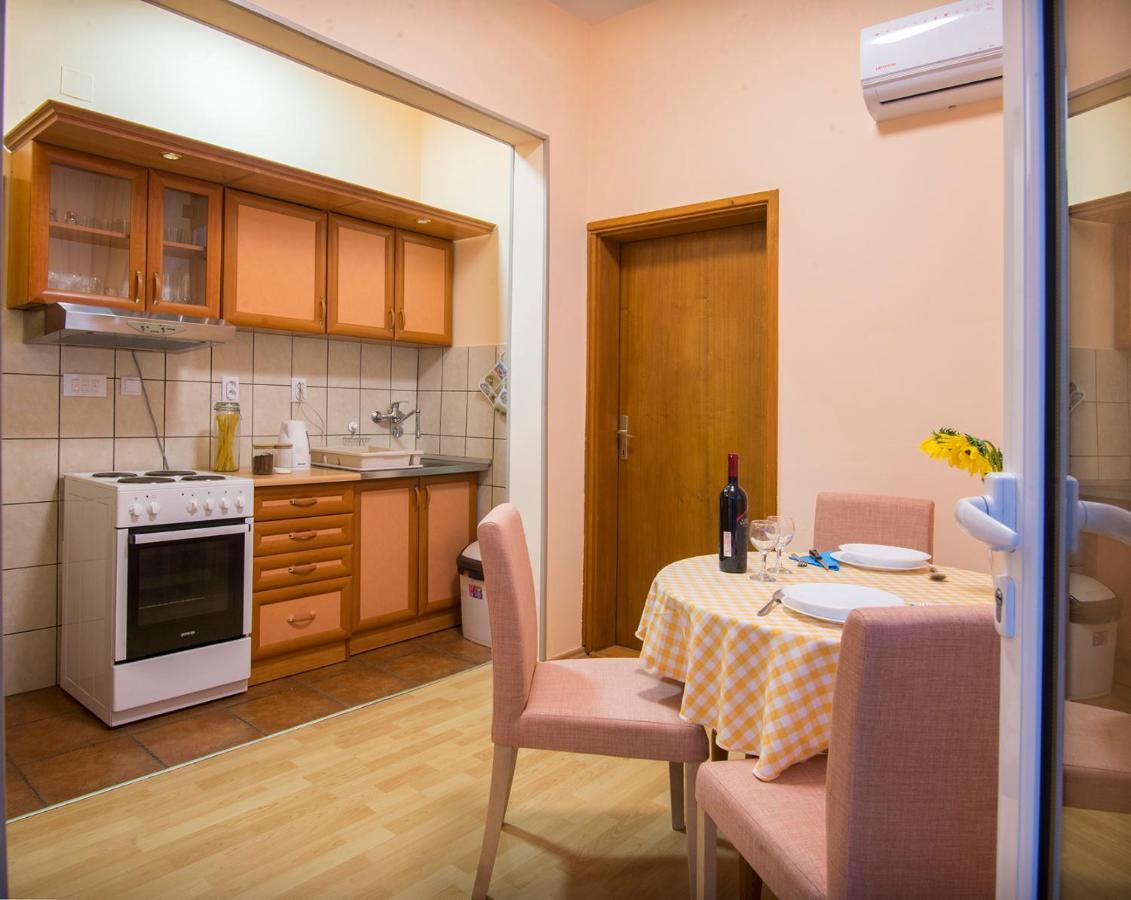 Apartamento Sasa House Belgrado Exterior foto